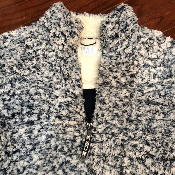 TIME and TRU Fuzzy Pull Over Sweater - Picture 2 of 8